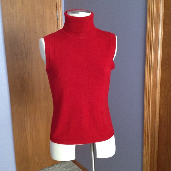 Christopher & Banks Sweaters - Sleeveless Turtleneck NWOT, size large